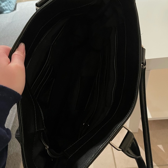 Monogrammed Calvin Klein large tote - Picture 3 of 7